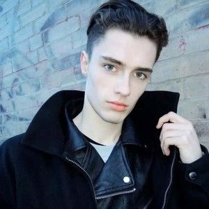 Meet your Posher, Ashliem